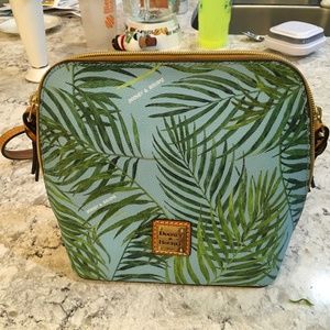 Dooney & Bourke medium crossbody